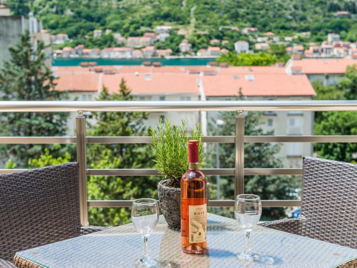 Square Point Apartments Котор Екстериор снимка