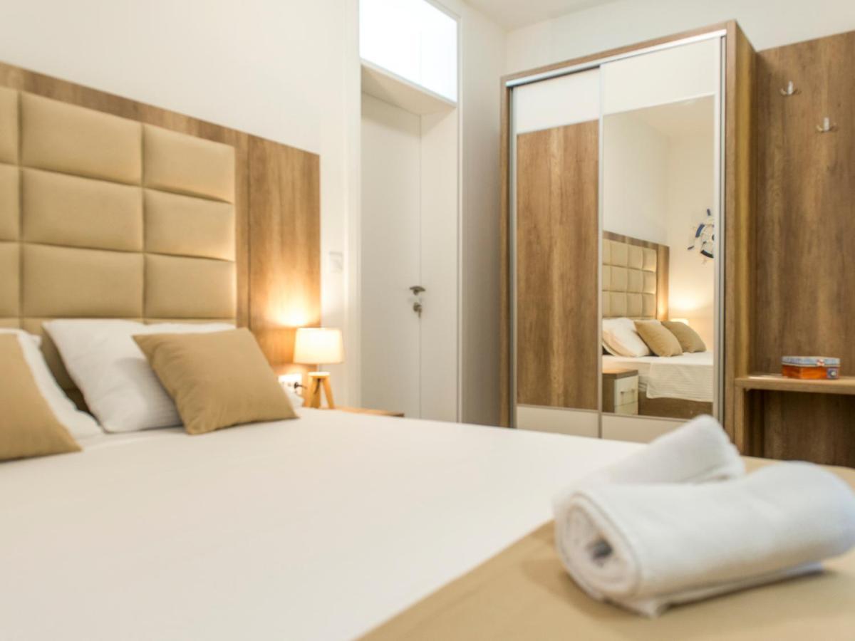 Square Point Apartments Котор Екстериор снимка