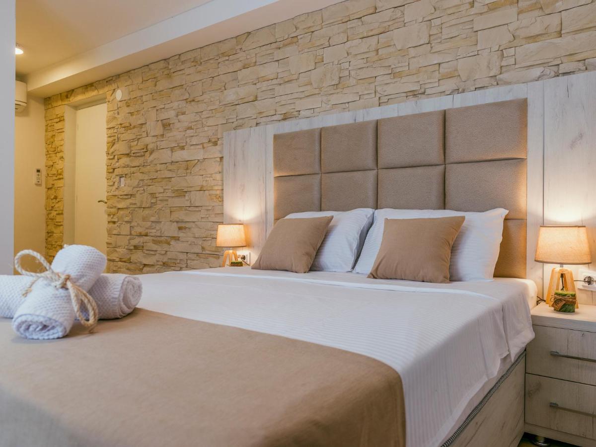Square Point Apartments Котор Екстериор снимка